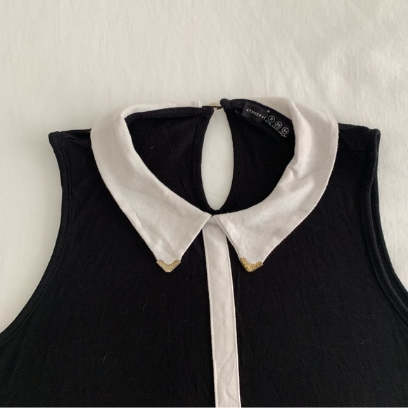 Contrast Collar Top - Picture 5 of 5